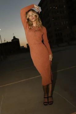 Carden Ribbed Midi Dress In Clay