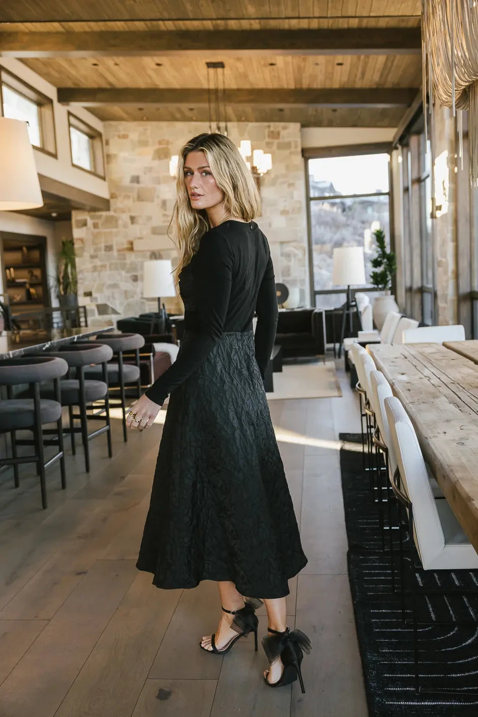 Aylin Textured Dress - Image 4