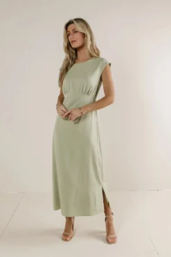 Addilyn Midi Dress In Sage