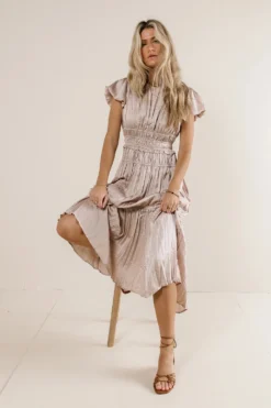 Julianne Pleated Dress In Mauve