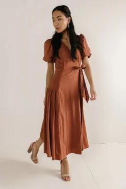 Brielle Midi Dress In Rust