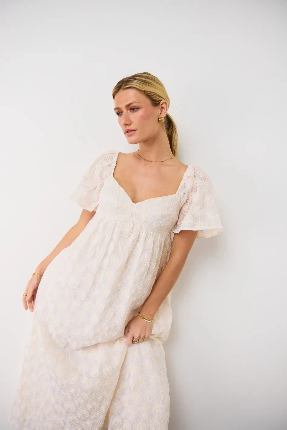 Natalia Floral Embroidered Dress - Image 4