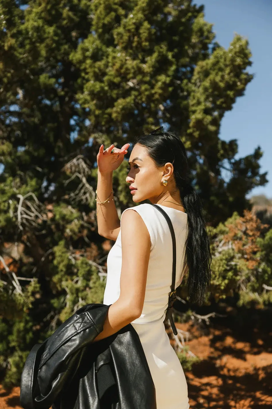 Zarela Ribbed Dress In White - Image 5