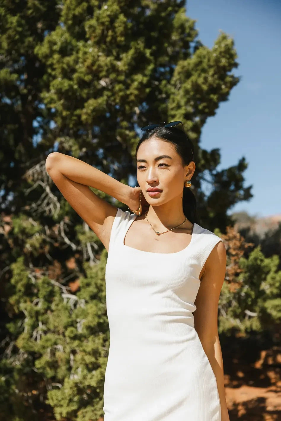 Zarela Ribbed Dress In White - Image 4