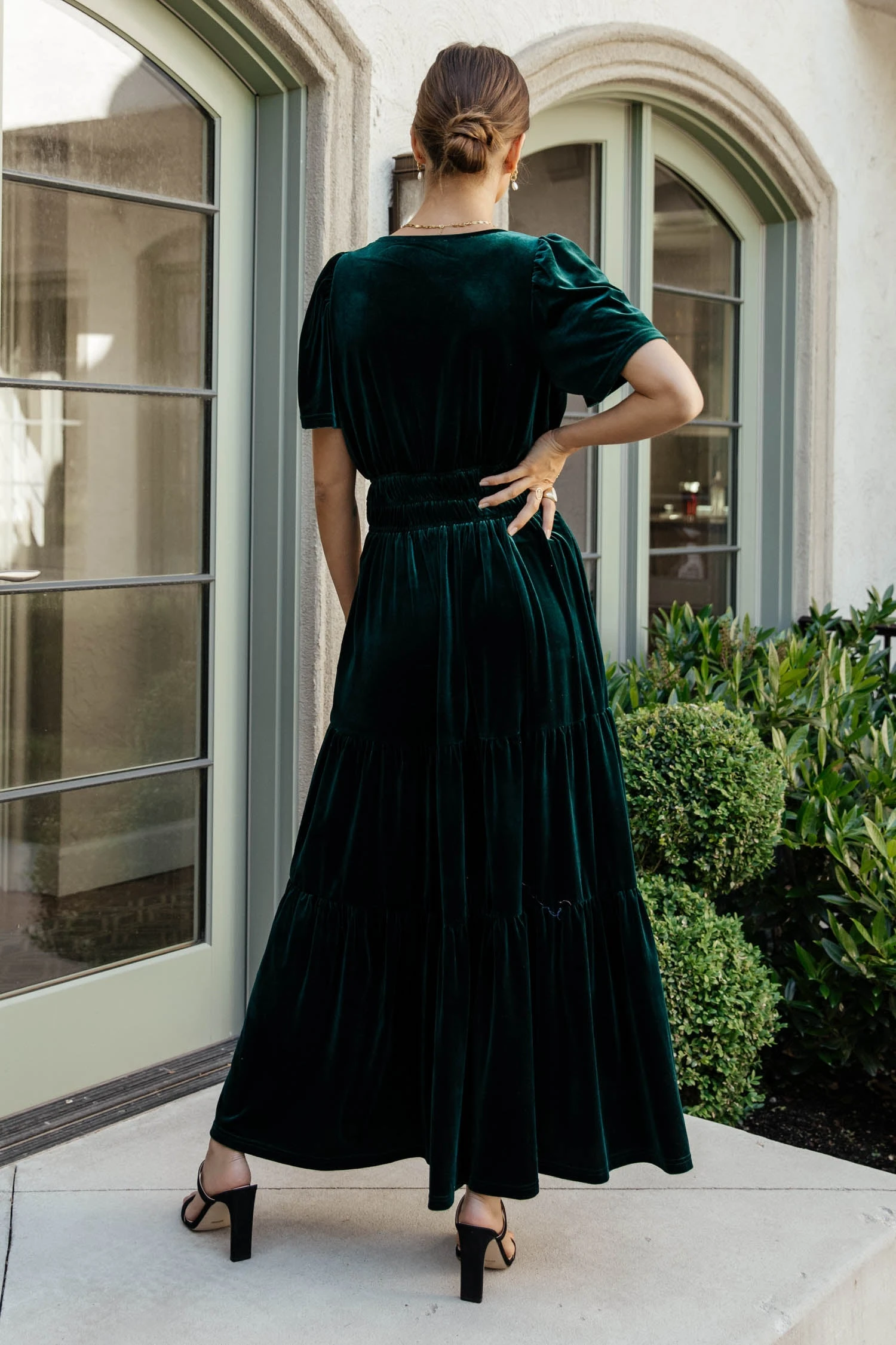 Marlowe Velvet Dress In Emerald - Image 4